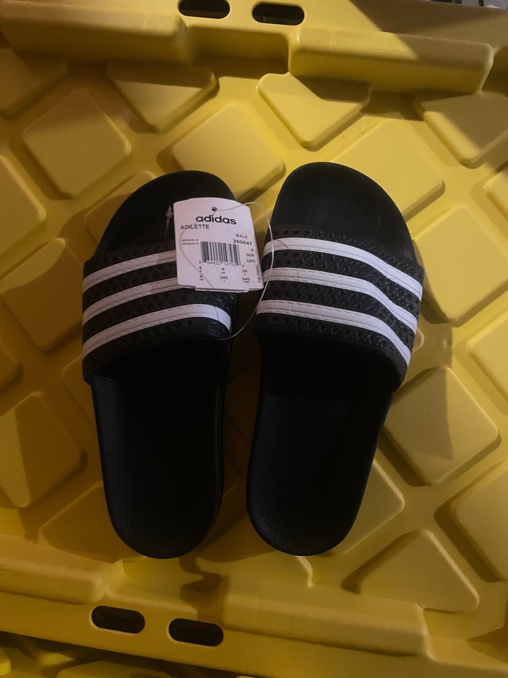 adidas unisex Black adilette slides